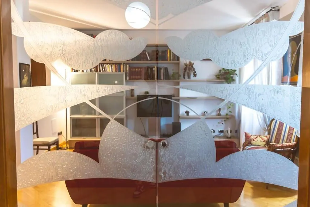 Ampia Oasi A Porta Venezia: Casa In Milano Centro Apartment
