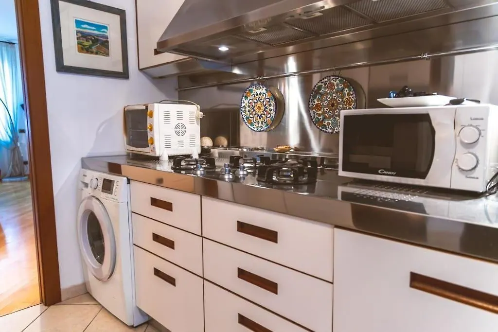 Ampia Oasi A Porta Venezia: Casa In Milano Centro Apartment