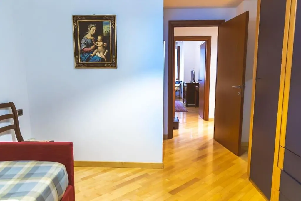 Ampia Oasi A Porta Venezia: Casa In Milano Centro Apartment