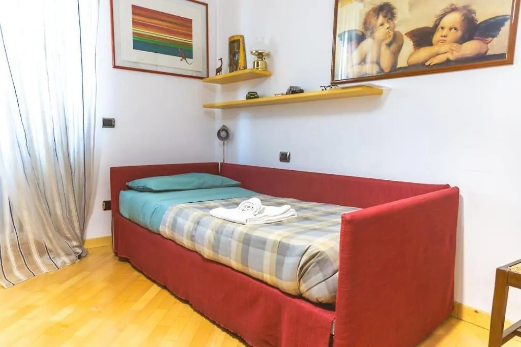 Ampia Oasi A Porta Venezia: Casa In Milano Centro Apartment