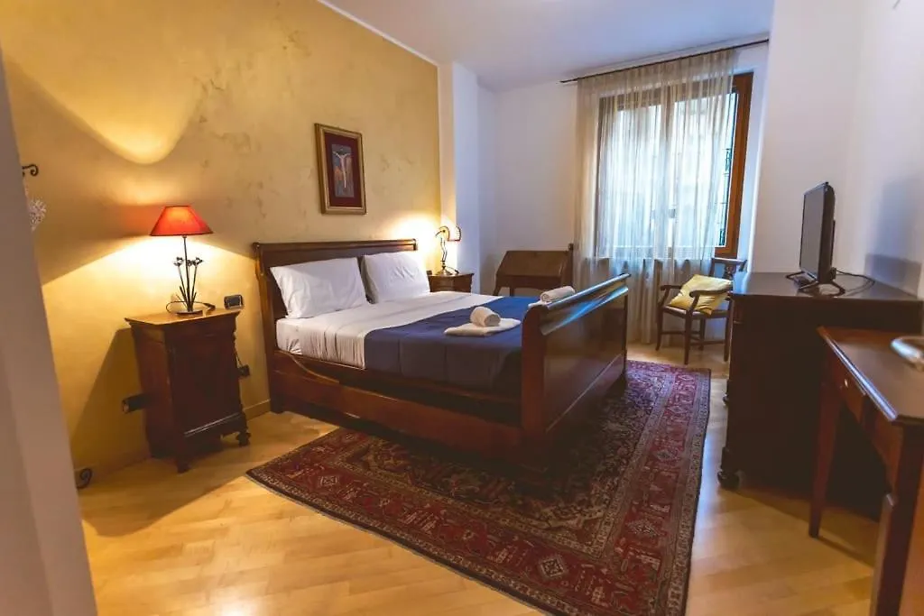 Ampia Oasi A Porta Venezia: Casa In Milano Centro Apartment