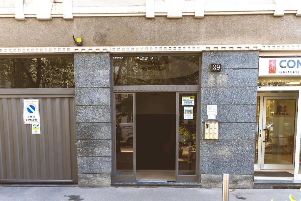 Ampia Oasi A Porta Venezia: Casa In Milano Centro Apartment