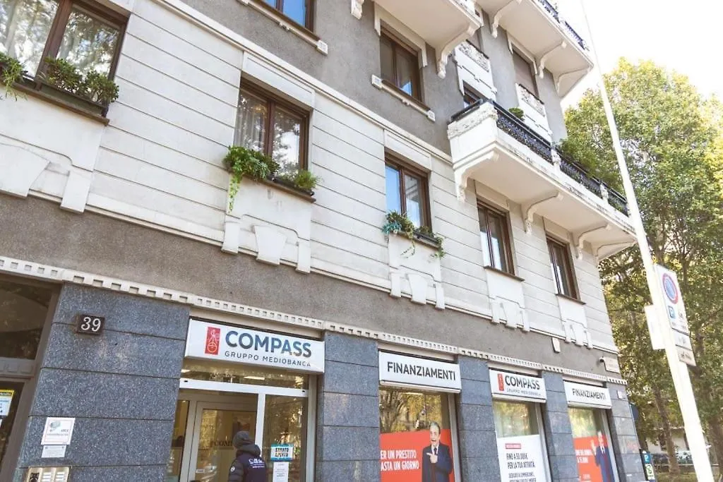 Ampia Oasi A Porta Venezia: Casa In Milano Centro Apartment 0*, Milan